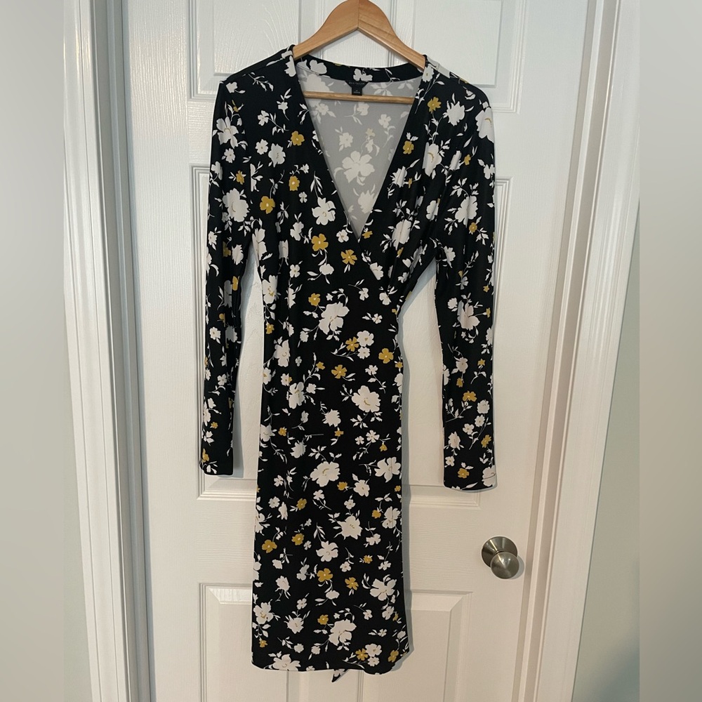Anne Taylor Office/Cocktail wrap Dress